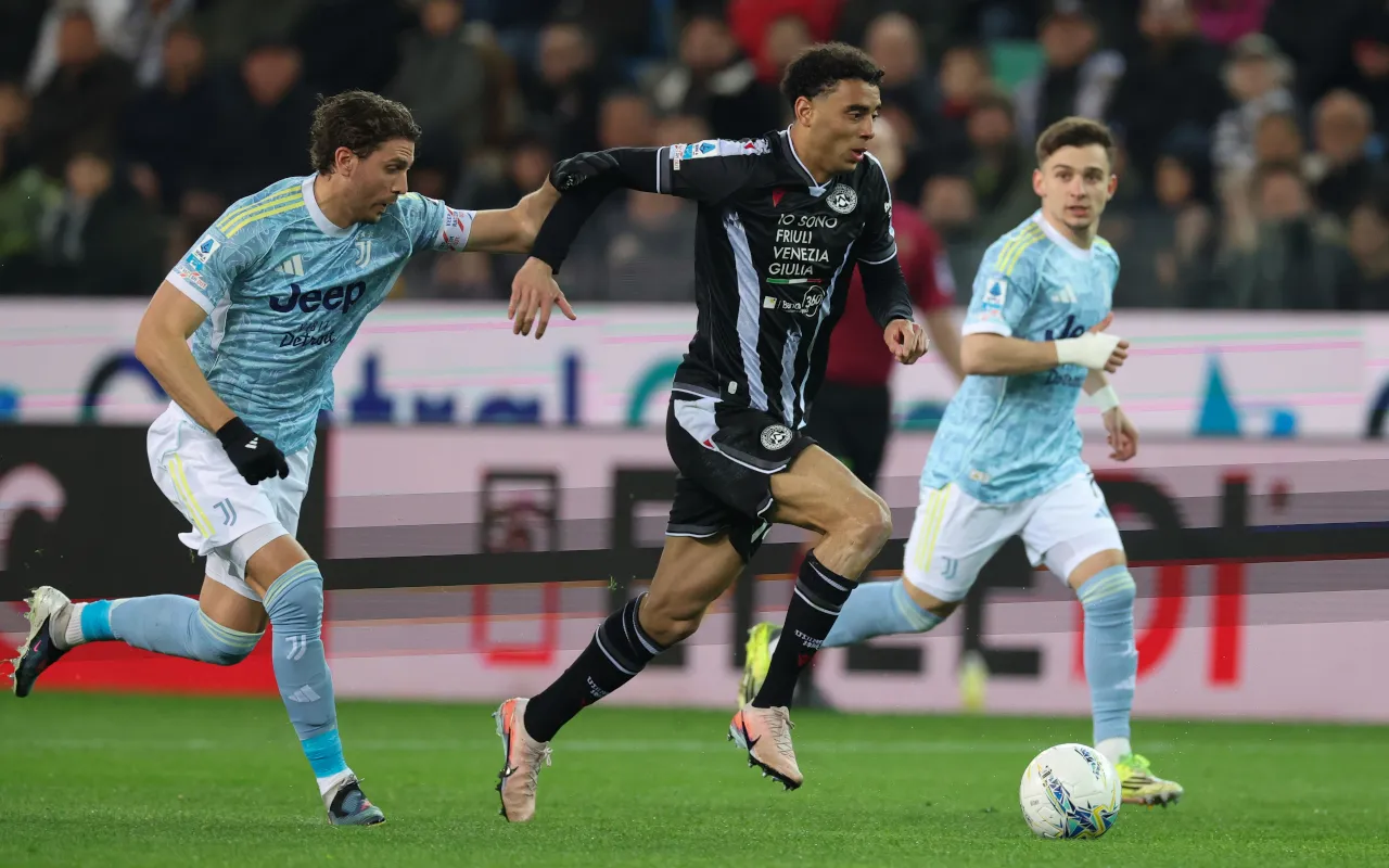Udinese Bantah Kontak Inter, Atta Dipuji Mirip Bellingham dan Zidane - sumber: (footballitalia)