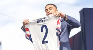 Usai Ismael Saibari, Kini Bayern Ingin Datangkan Sergino Dest dari PSV