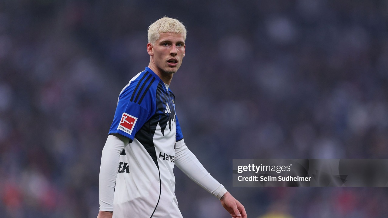 Albert Gronbaek Bangkit dan Temukan Rumah Baru di HSV