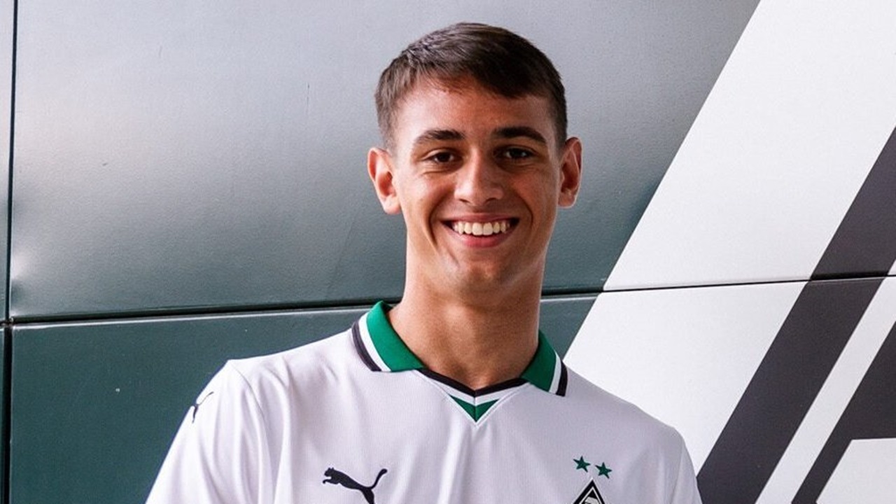 Cari Bek Tengah, Lazio Jajaki Transfer Defender Monchengladbach