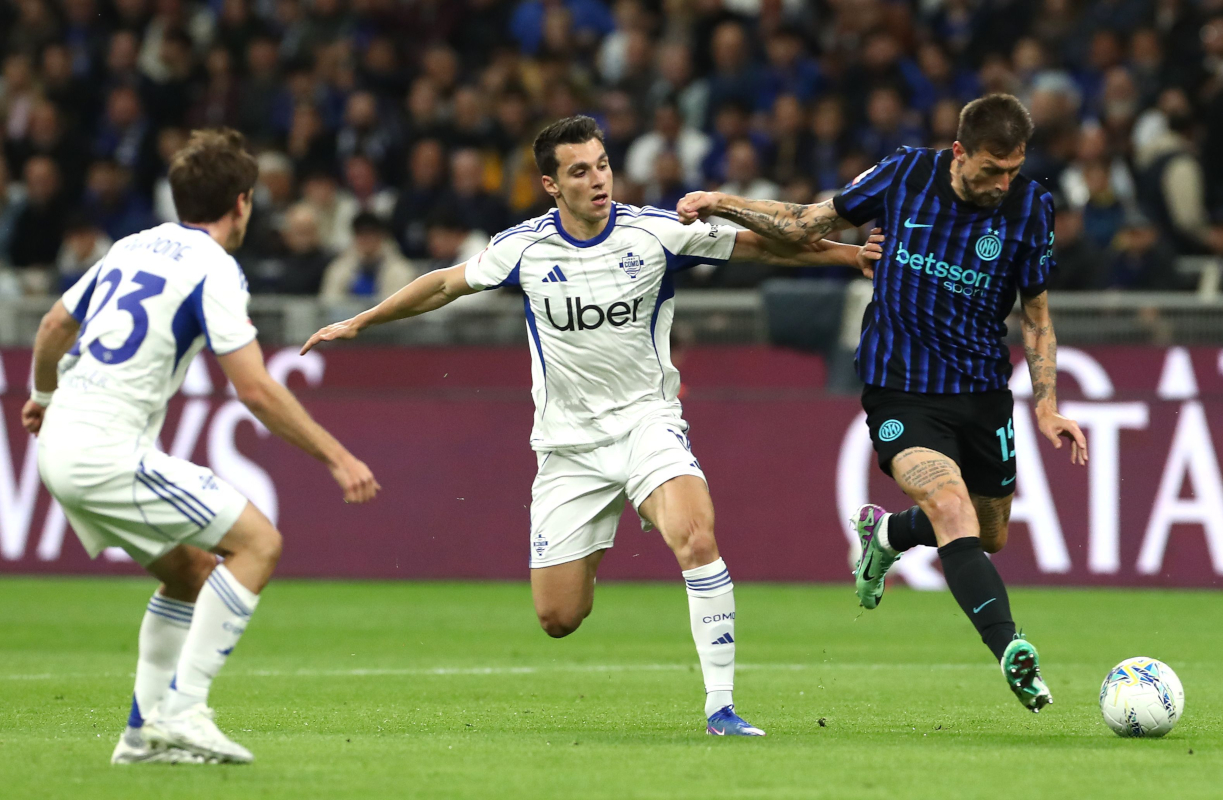Fiorentina dan Roma Bersaing Dapatkan Bek Gaek Inter, Francesco Acerbi