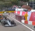 Insiden Nyaris Tabrakan di Pit Lane saat Balapan F2