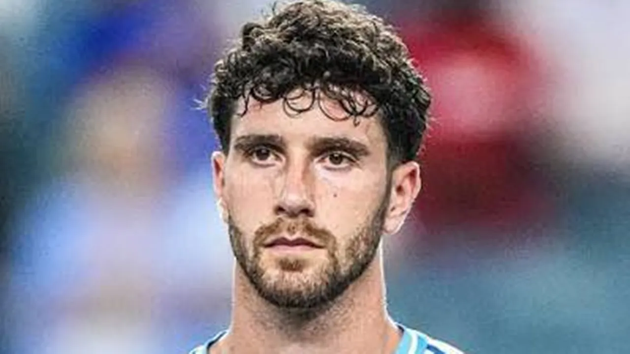 Senesi jadi rekrutan kedua Tottenham musim panas ini