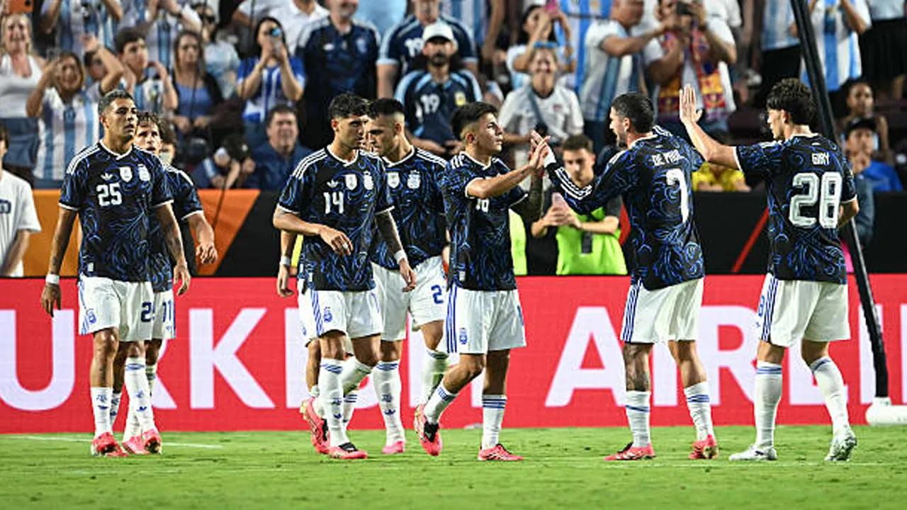 Argentina Sukses Atasi Honduras, Lautaro Martinez dan Giuliano Simeone Jadi Pembeda