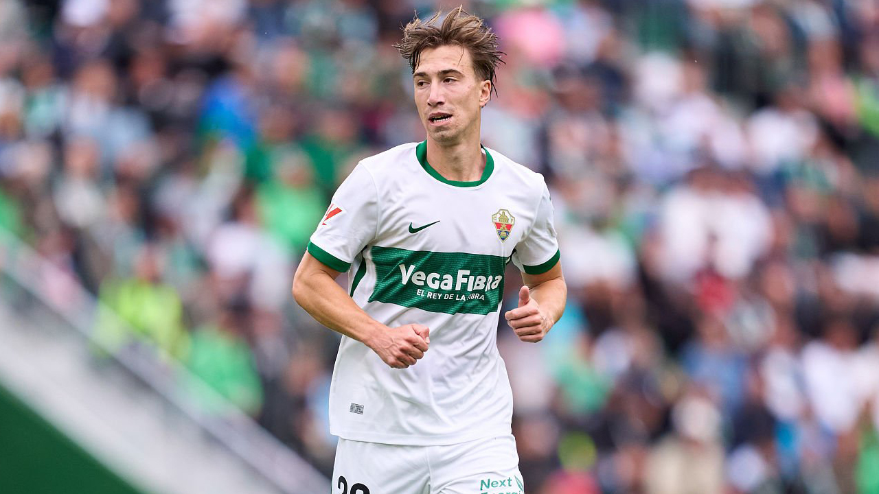Aston Villa Siap Tebus Klausul David Affengruber dari Elche