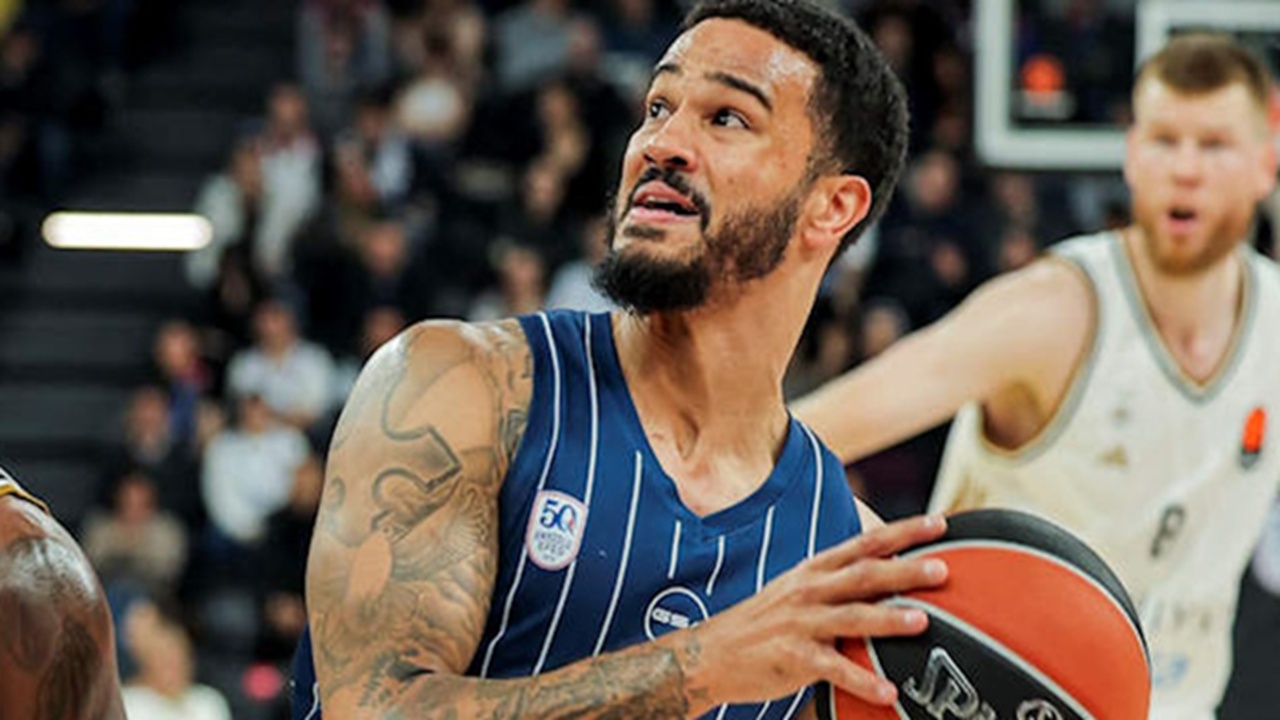 ASVEL Villeurbanne Incar Guard Milik Anadolu Efes