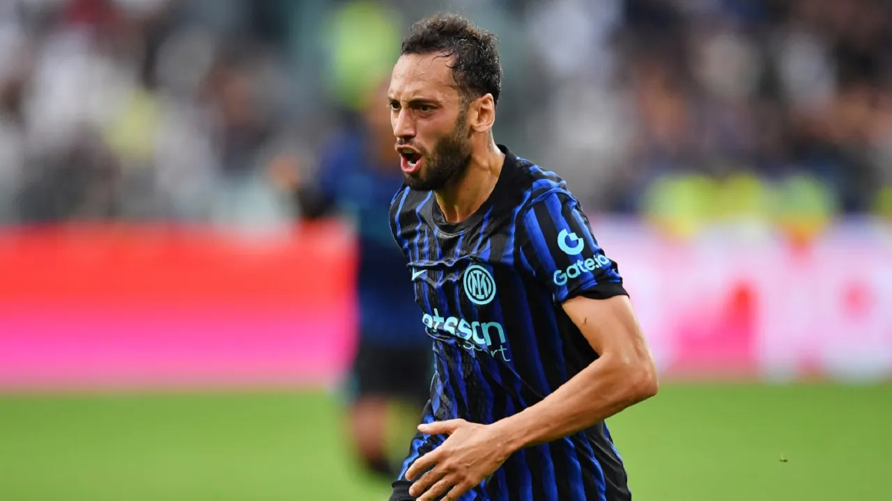 Hakan Calhanoglu