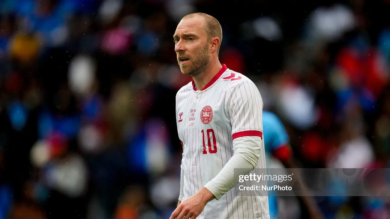 Christian Eriksen pastikan kondisinya membaik setelah insiden kolaps