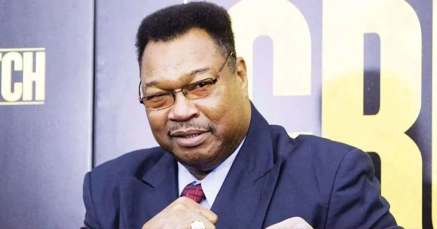 Larry Holmes: Tak Ada Debat Soal Kelas Berat Terhebat - sumber: (secondsout)