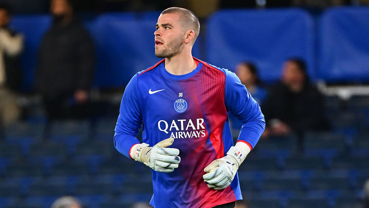 Lucas Chevalier Bersiap Tinggalkan PSG, Premier League Jadi Tujuan Favorit