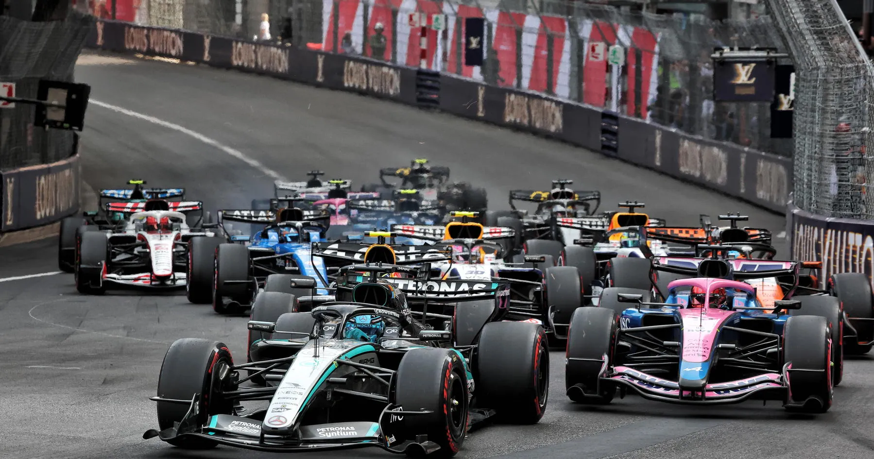 Martin Brundle Dukung Penalti F1 Meski Dikecam Pembalap