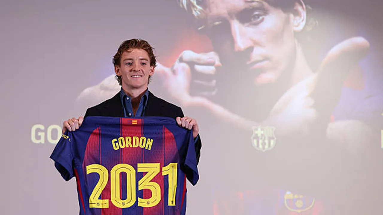 Thomas Tuchel Sambut Positif Kepindahan Anthony Gordon ke Barcelona