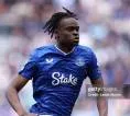 Tyrique George Jadi Rebutan, Everton Terancam Disalip Newcastle