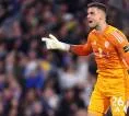 Karl Darlow dan Sam Johnstone Masuk Radar Tottenham Hotspur