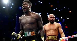 Lerrone Richards Menangis Usai Kalah Kontroversial dari Albert Ramirez