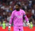 Mike Maignan Kembali Jadi Incaran Chelsea, Tottenham Siap Ganggu