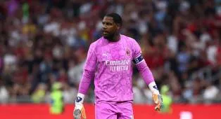 Mike Maignan Kembali Jadi Incaran Chelsea, Tottenham Siap Ganggu