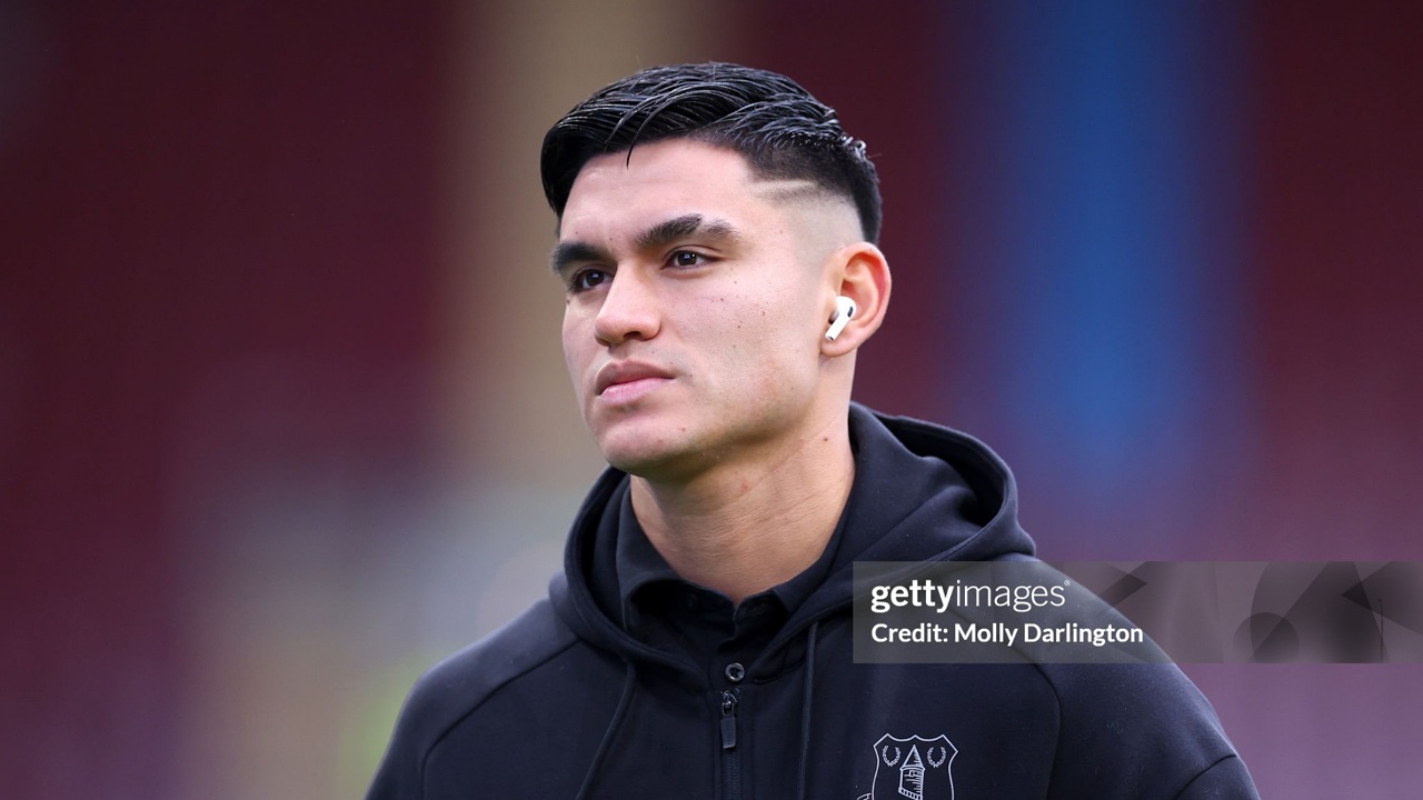 Minim Menit Bermain Buka Peluang Carlos Alcaraz Tinggalkan Everton