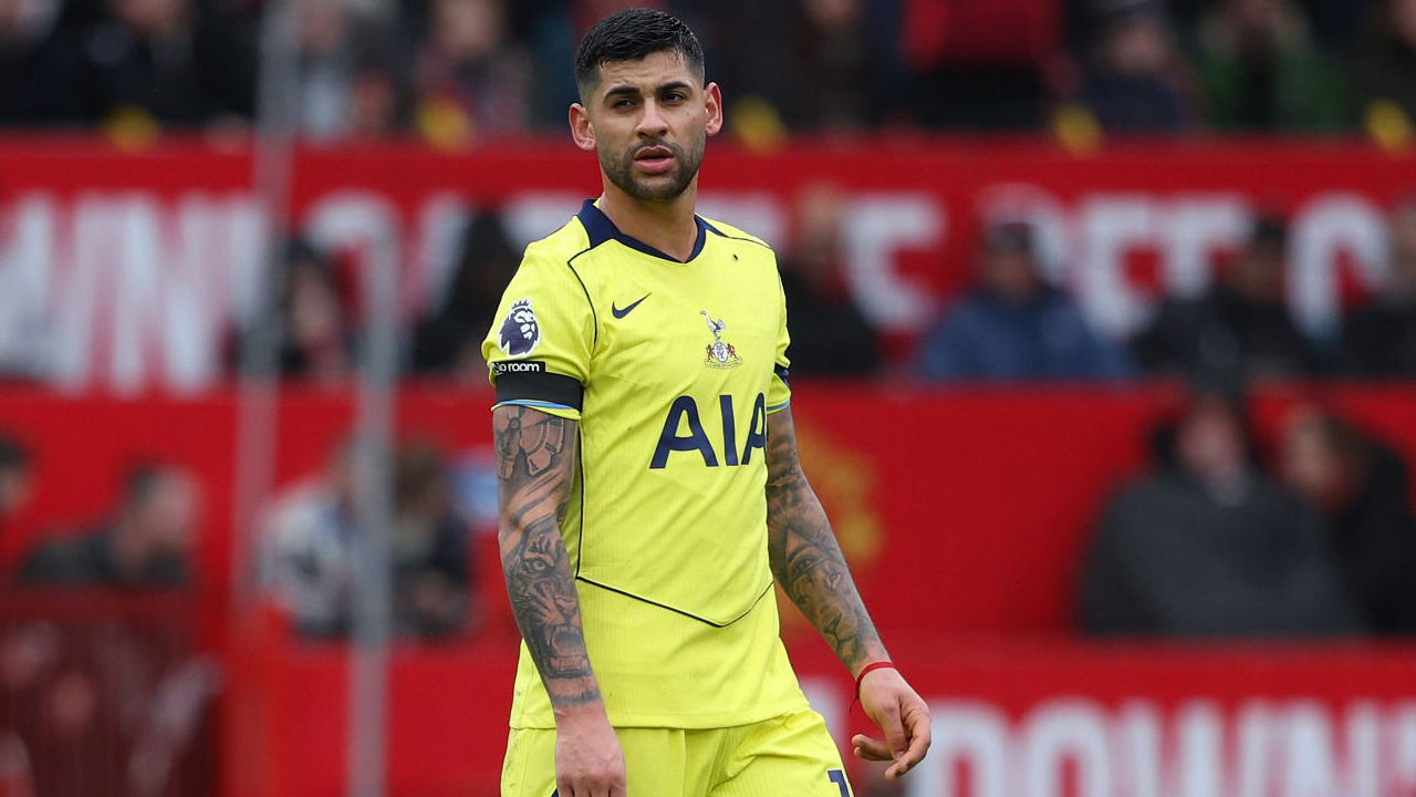 MU Tak Pernah Berniat Rekrut Cristian Romero dari Tottenham
