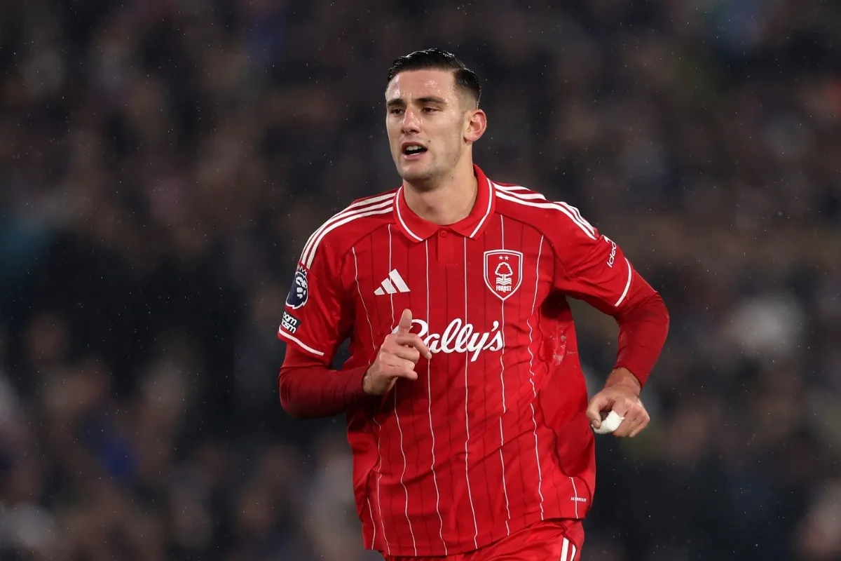 Nottingham Forest Pulangkan Lucca ke Napoli - sumber: (footballitalia)