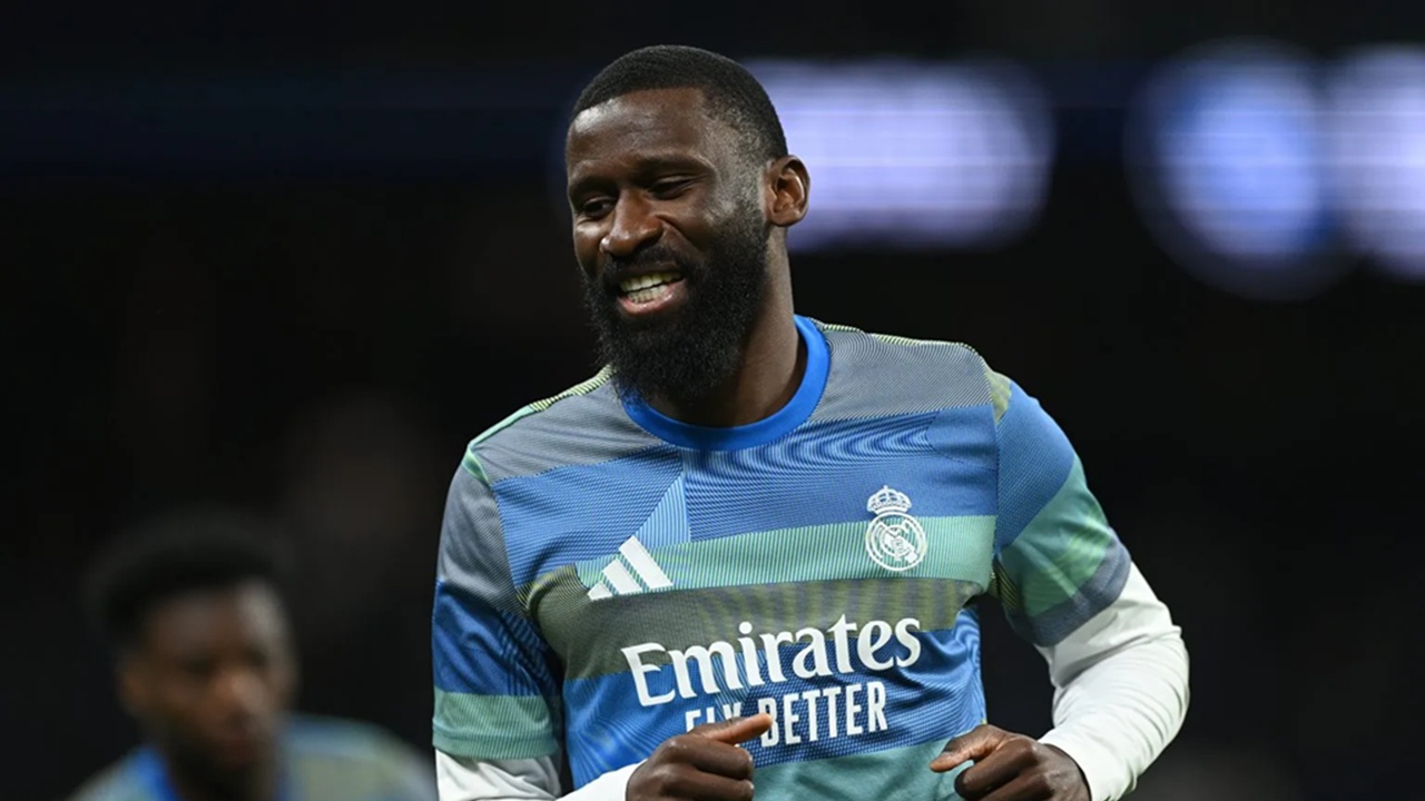 Real Madrid Tak Menutup Kemungkinan Tambah Kontrak Antonio Rudiger