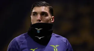 Lazio Ditawari Full Bek Bermasalah Dari Bournemouth Sebagai Barter Mandas