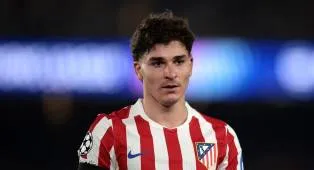 Barcelona Belum Menyerah Mendapatkan Julian Alvarez