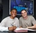 FC Schalke 04 Resmi Boyong Striker Gagal SC Freiburg, Junior Adamu
