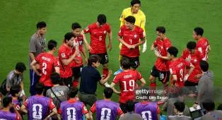 Hong Myung-bo Puji Ketangguhan Korea Selatan Lawan Republik Ceko