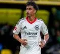 Manchester United Gigit Jari, Nathaniel Brown Makin Dekat ke Bayern Munich