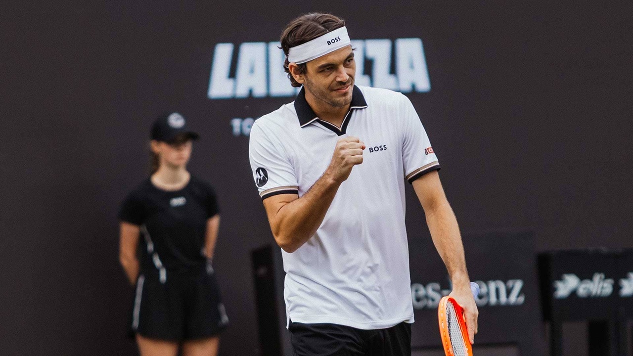 Taylor Fritz Selamat Dari Amukan Martin Landaluce Di Stuttgart