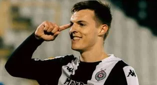 Andrej Kostic Berharap Bisa Buktikan Diri Selama Sesi Pramusim AC Milan