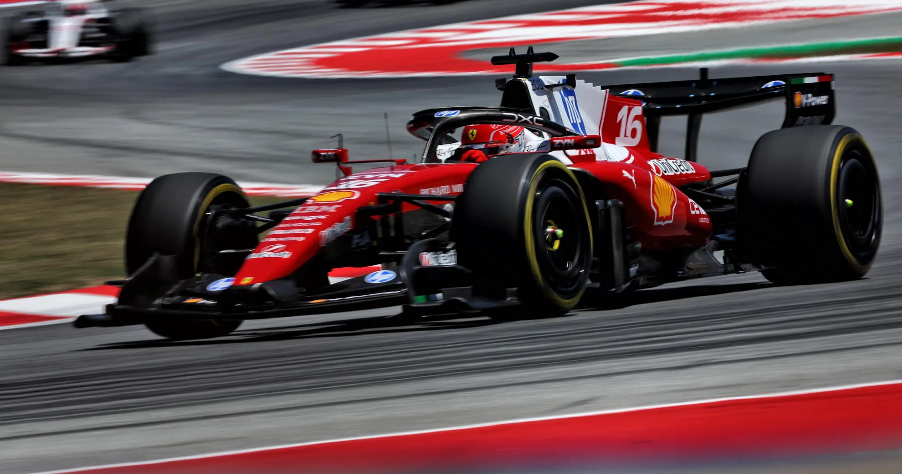 Charles Leclerc Ubah Rem, Ferrari Tak Hadapi Masalah - sumber: (racingnews365)