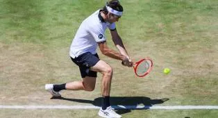 Taylor Fritz Terpaut Satu Kemenangan Untuk Pertahankan Gelar Di Stuttgart