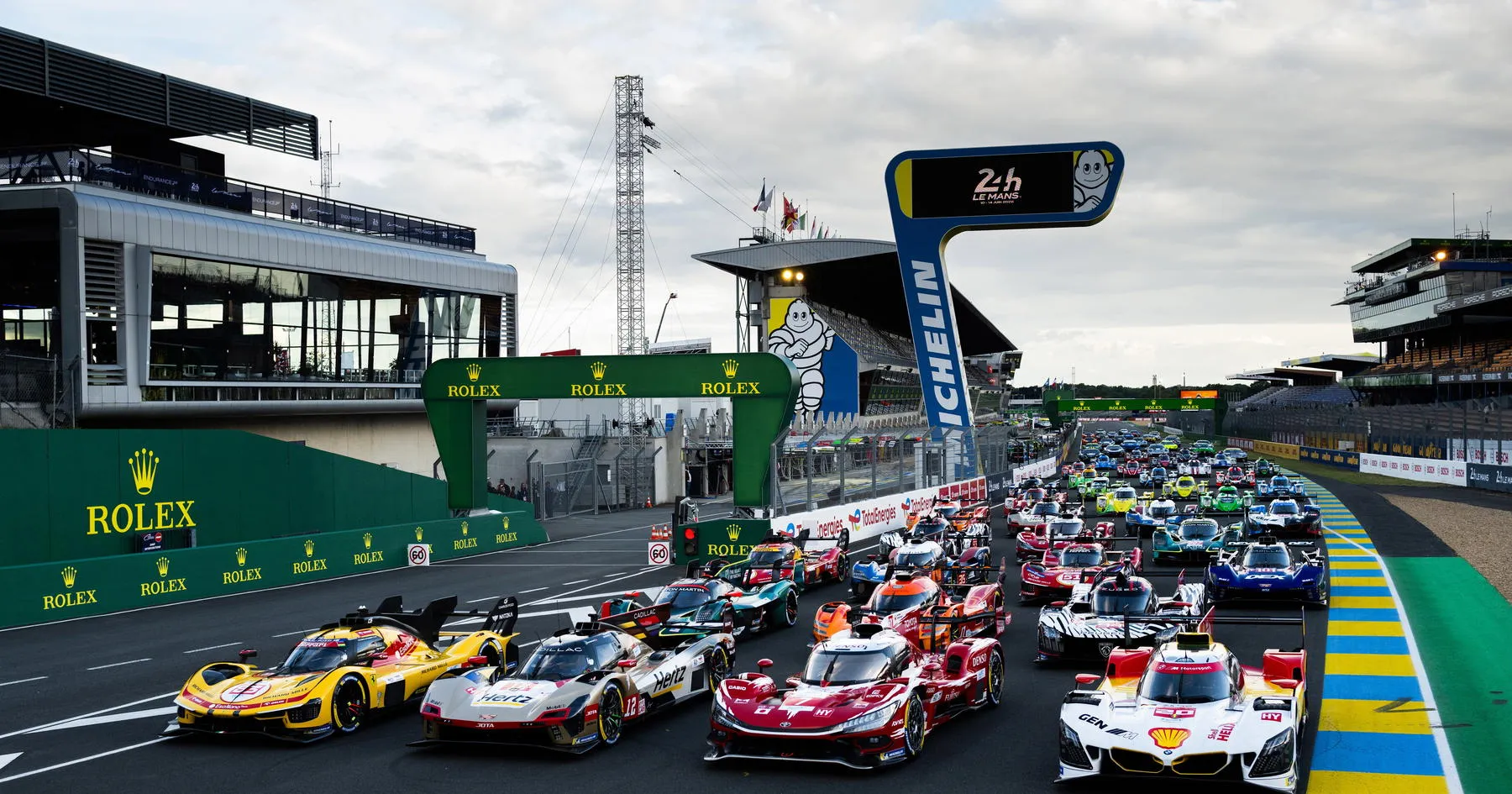 Waktu Mulai Le Mans 24 Jam 2026 Hari Ini - sumber: (racingnews365)