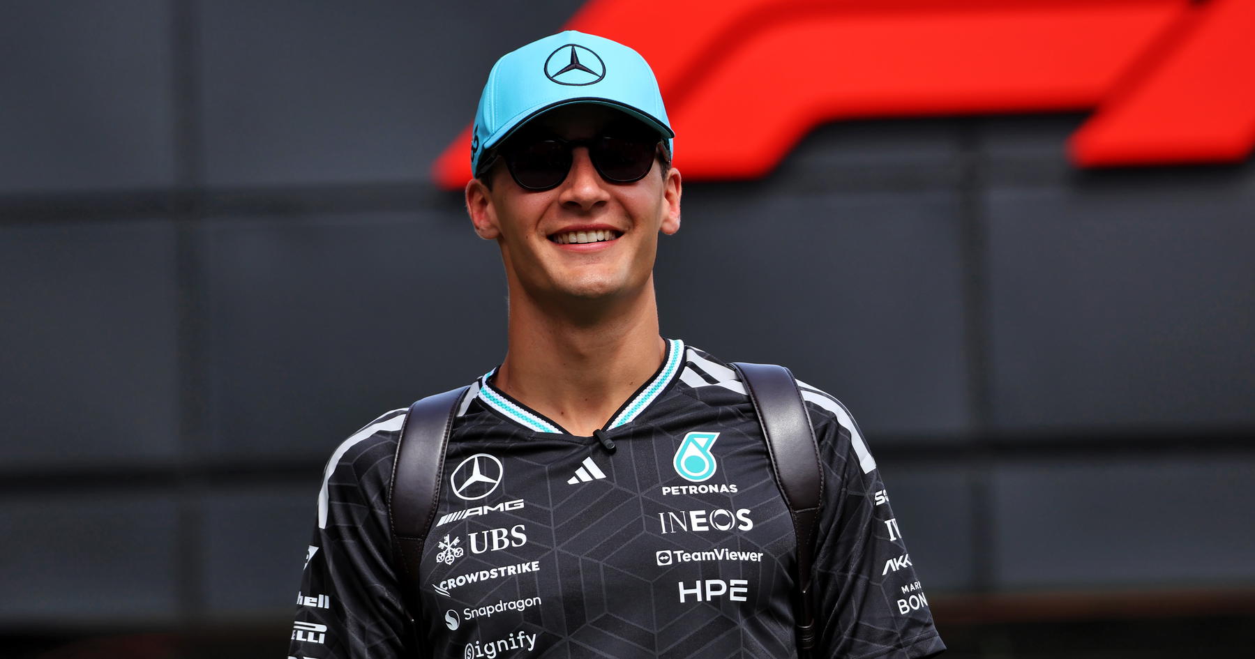 George Russell Siap Hadapi Lewis Hamilton Usai Kejutan Besar