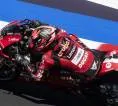 Hasil Race 2 WSBK Misano: Bulega Kembali Cetak Hattrick Kemenangan