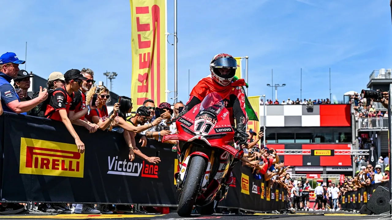 Hasil Superpole Race WSBK Misano: Bulega Catat Kemenangan ke-40