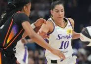 Kelsey Plum Antar Los Angeles Sparks Menang usai Cetak 43 Poin