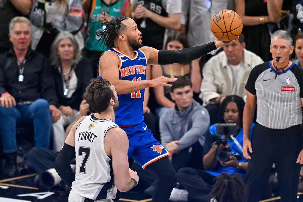 Knicks Juara NBA Setelah 53 Tahun, Kalahkan Spurs - sumber: (mainbasket)