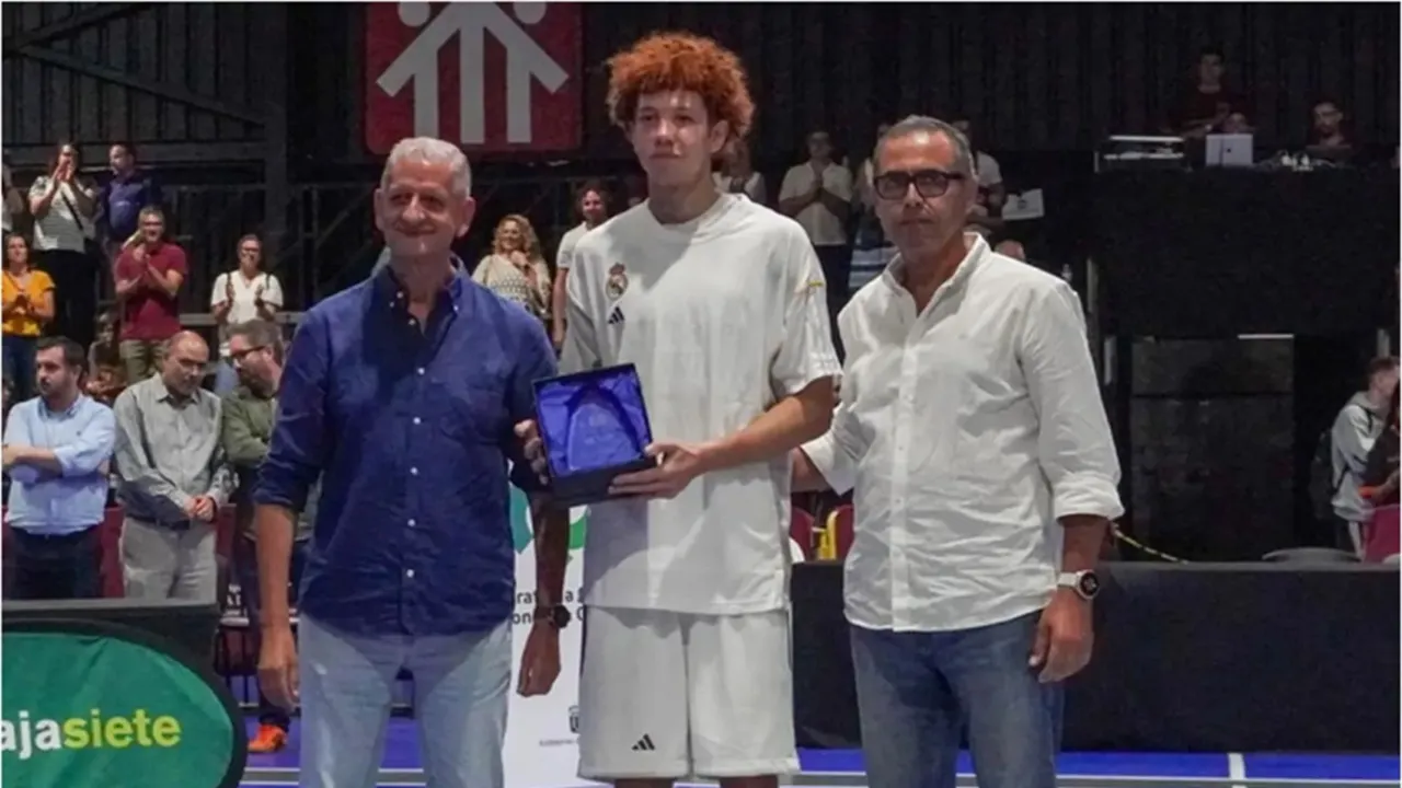 Rhys Robinson Resmi Diikat Real Madrid Basketball