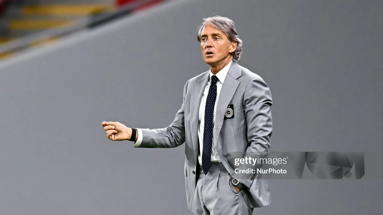 Roberto Mancini makin dekat kembali ke Italia