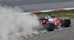 Leclerc Ungkap Alasan Mundur di Akhir Balapan Catalunya