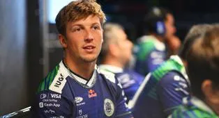 Liam Lawson Terkejut Sebabkan Kerusakan Mobil F1 Hulkenberg