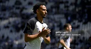 Lloyd Kelly Masuk Radar Newcastle United dan Aston Villa