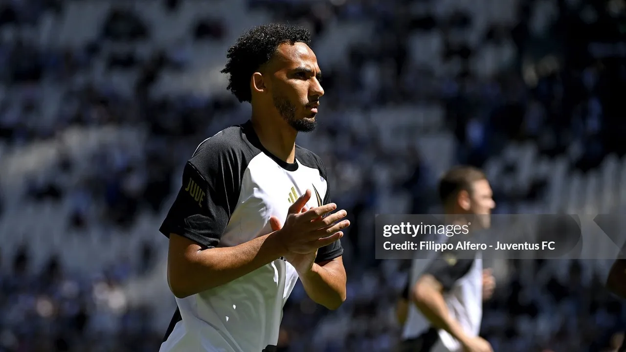 Lloyd Kelly Masuk Radar Newcastle United dan Aston Villa