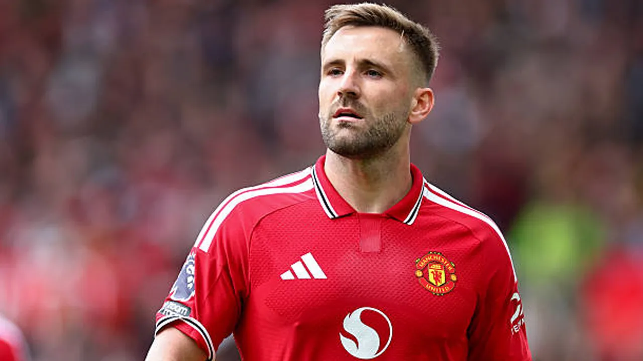 Masa Depan Luke Shaw Belum Jelas, Manchester United Rekrut Bek Kiri Baru?