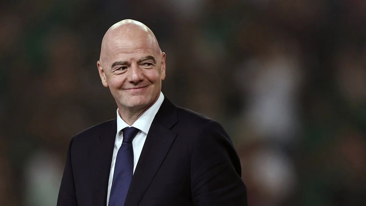 Serang Gianni Infantino, Luca Calamai: Dia Menjual Mati Sepak Bola Dunia