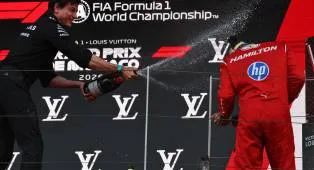 Toto Wolff: Hamilton Ancaman Gelar, Mercedes Waspada