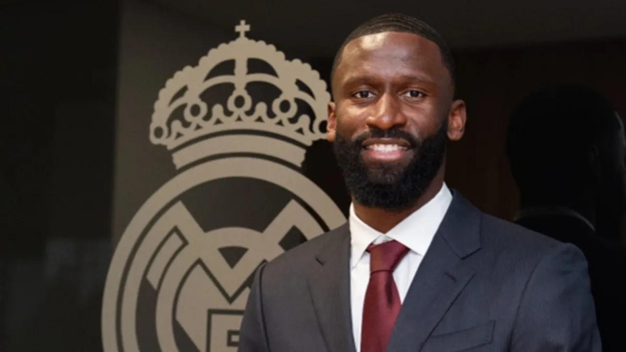 Antonio Rudiger Kirimkan Pesan Usai Perpanjang Kontrak